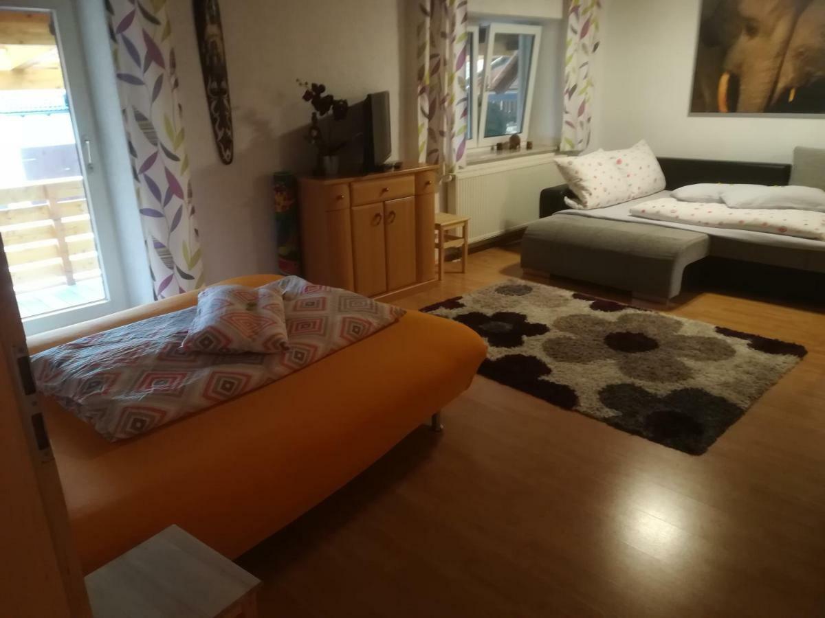 Ferienwohnung Sabine Obergessertshausen エクステリア 写真